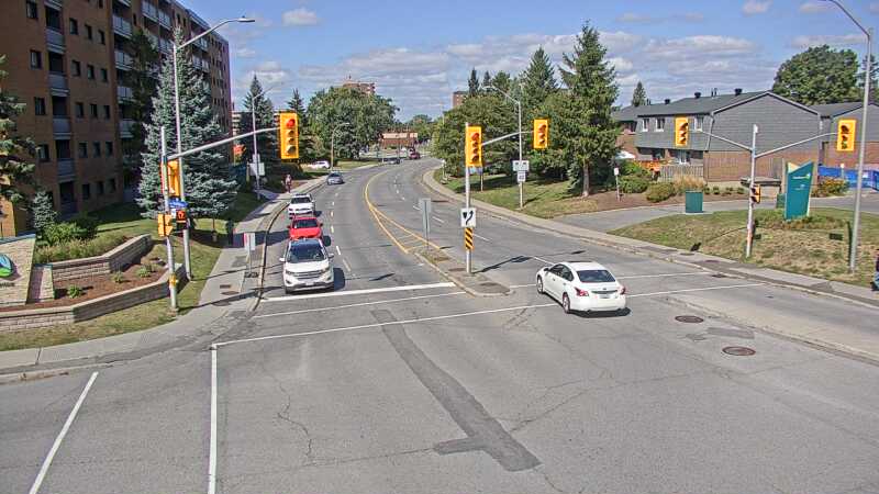 Traffic camera image at 2025-09-14 17:16:19