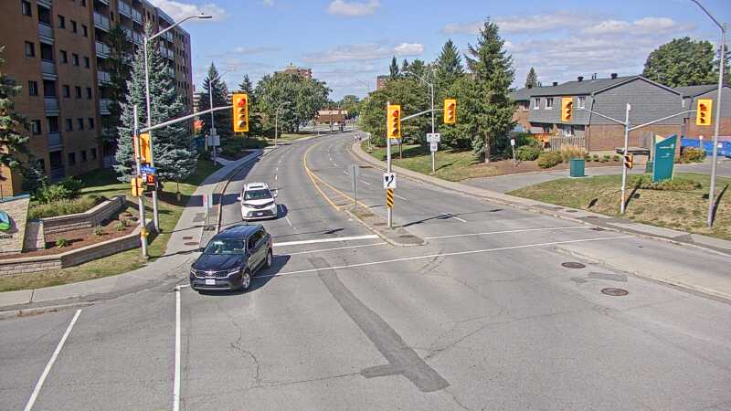 Traffic camera image at 2025-09-14 17:41:11