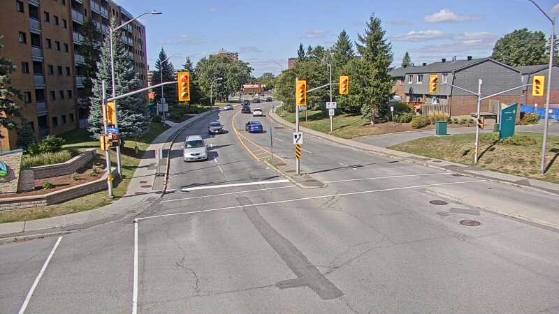 Traffic camera image at 2025-09-14 18:11:21
