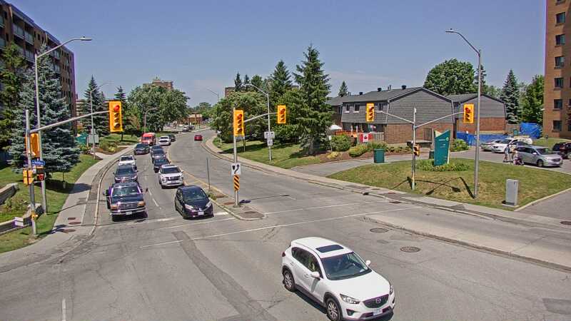 Traffic camera image at 2025-06-30 16:51:13