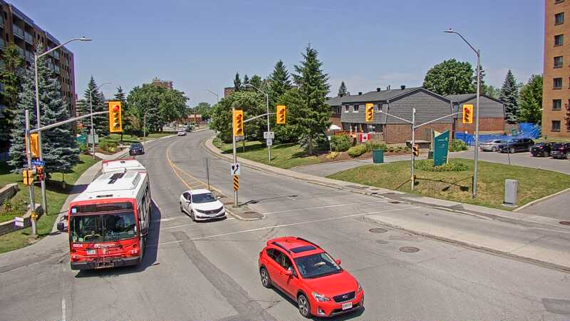 Traffic camera image at 2025-06-30 17:16:35
