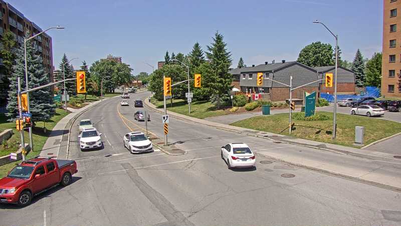 Traffic camera image at 2025-06-30 17:26:35