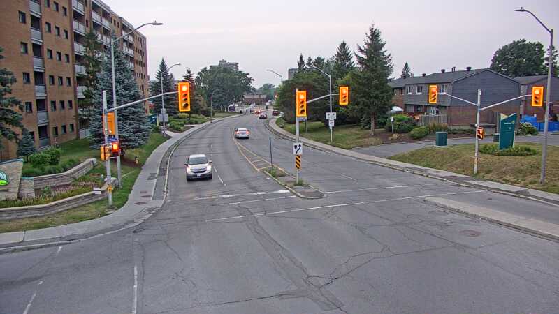 Traffic camera image at 2025-07-31 00:21:20