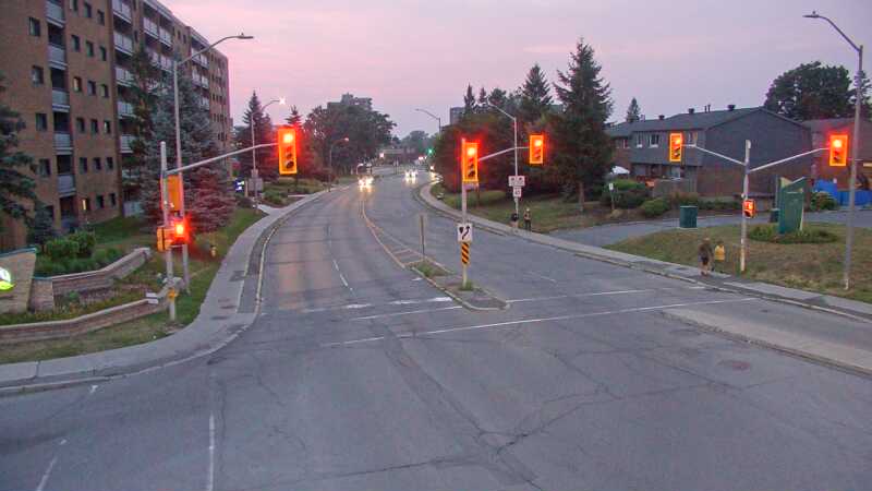 Traffic camera image at 2025-07-31 00:46:17