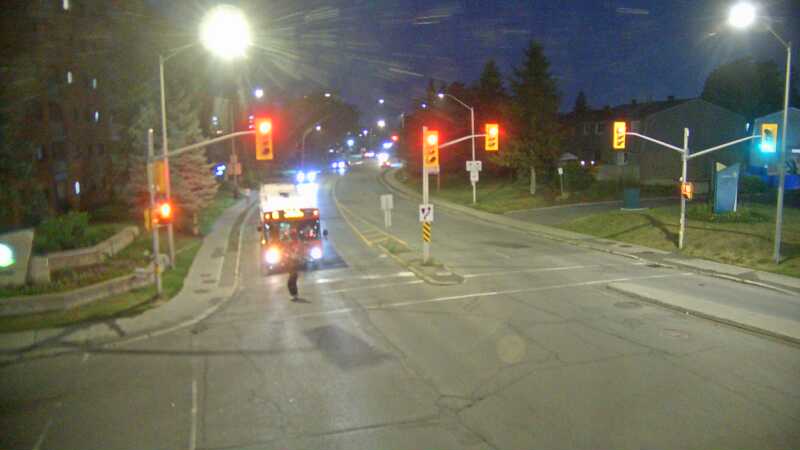 Traffic camera image at 2025-07-31 01:21:12