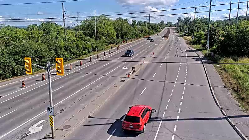 Traffic camera image at 2025-08-24 14:36:16