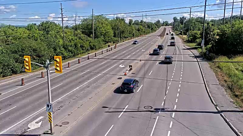 Traffic camera image at 2025-08-24 15:01:27