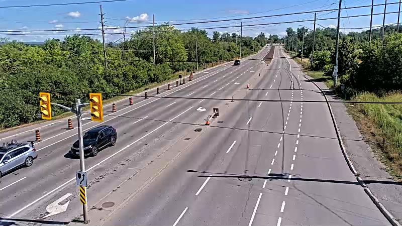 Traffic camera image at 2025-08-24 15:21:20