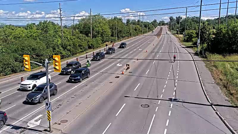 Traffic camera image at 2025-08-24 15:51:19