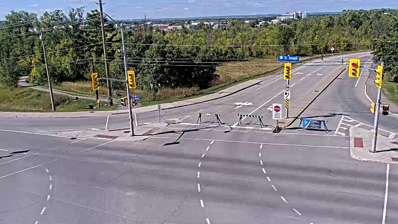 Traffic camera image at 2025-09-14 18:01:38