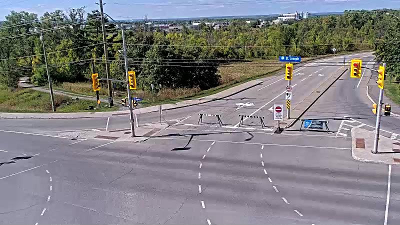 Traffic camera image at 2025-09-14 18:41:25