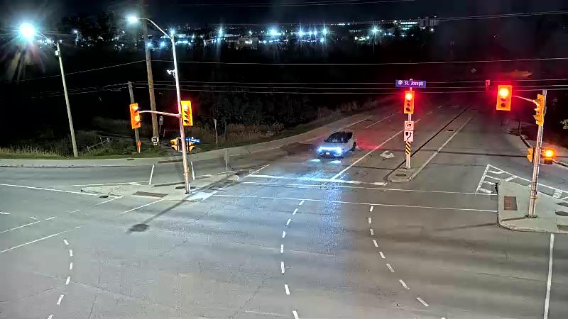 Traffic camera image at 2025-09-17 01:16:10