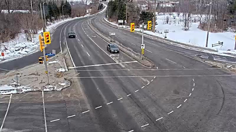 Traffic camera image at 2025-03-09 13:21:02