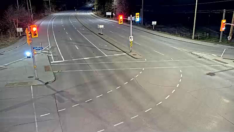Traffic camera image at 2025-04-25 09:20:56