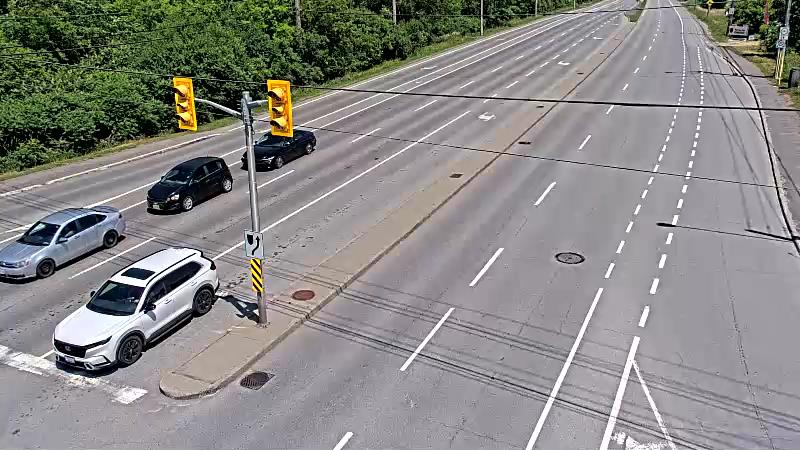 Traffic camera image at 2025-06-30 17:01:28