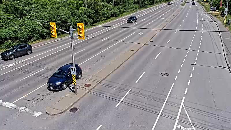 Traffic camera image at 2025-06-30 17:06:24