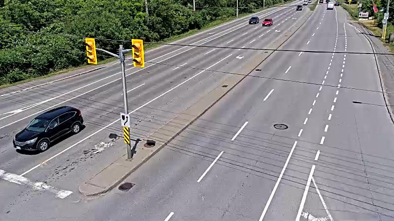 Traffic camera image at 2025-06-30 18:01:18