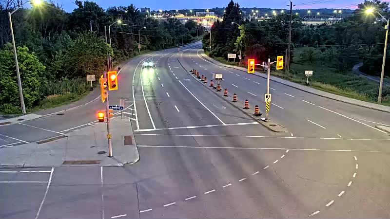 Traffic camera image at 2025-07-06 01:21:11