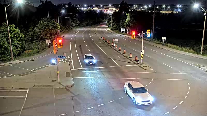 Traffic camera image at 2025-07-06 02:41:17