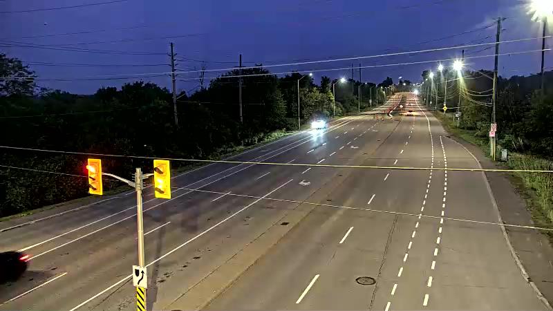 Traffic camera image at 2025-07-31 01:06:22