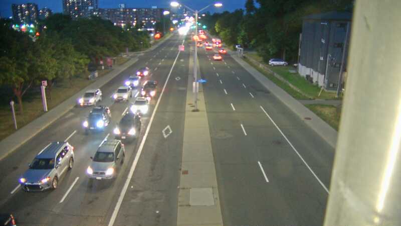Traffic camera image at 2025-08-25 00:26:08