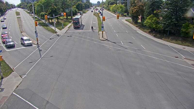 Traffic camera image at 2025-09-14 18:41:25