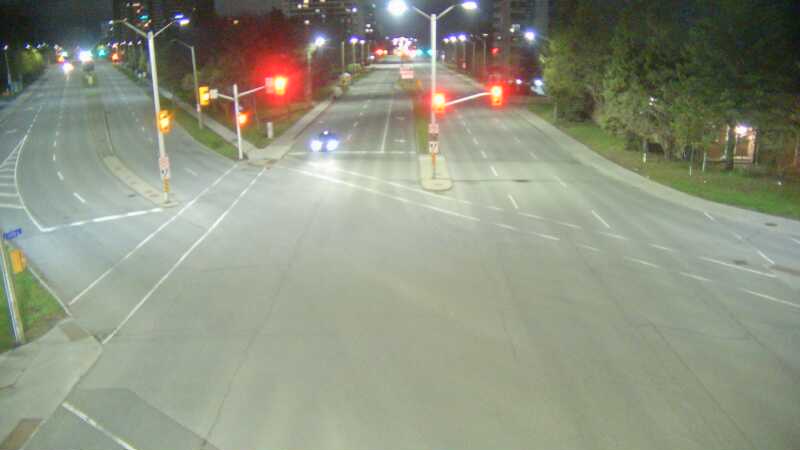 Traffic camera image at 2025-05-09 05:55:57