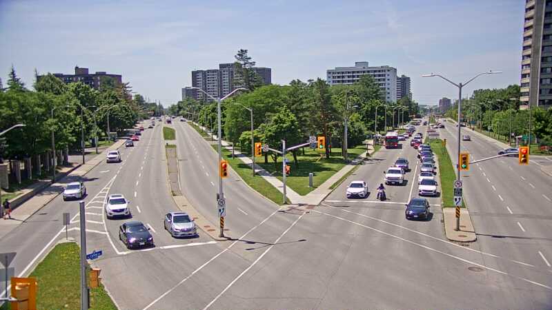 Traffic camera image at 2025-06-30 16:38:18