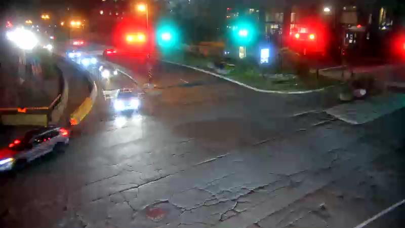 Traffic camera image at 2025-09-01 01:00:52