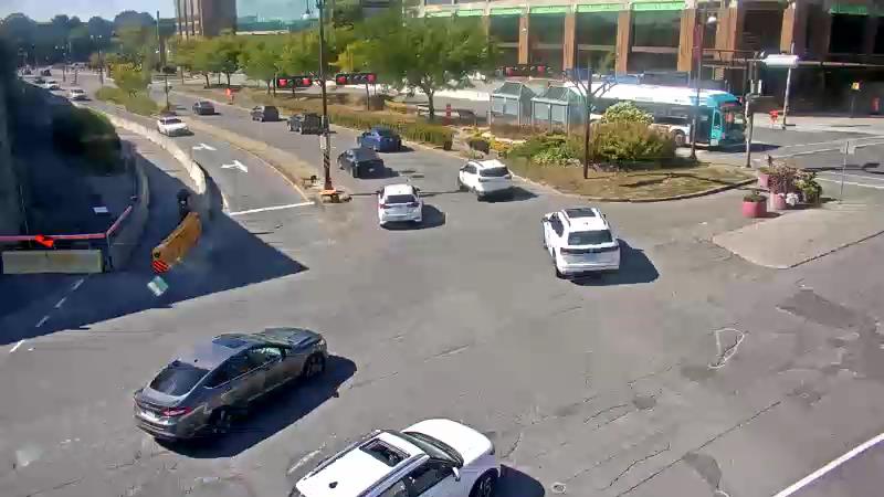 Traffic camera image at 2025-09-14 18:40:13