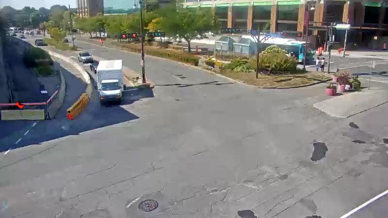 Traffic camera image at 2025-09-16 18:40:15