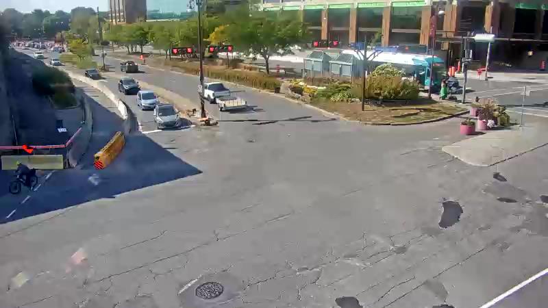 Traffic camera image at 2025-09-16 18:55:14