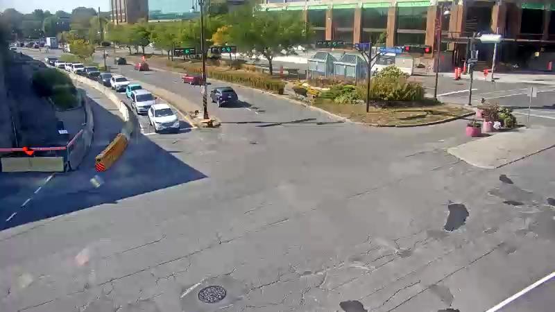 Traffic camera image at 2025-09-16 19:00:13