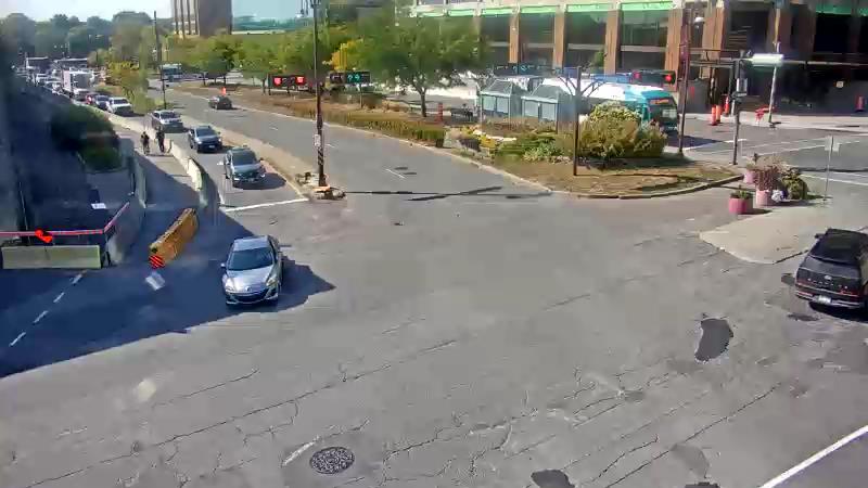 Traffic camera image at 2025-09-16 19:15:14