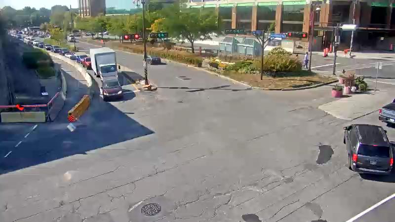 Traffic camera image at 2025-09-16 19:20:11