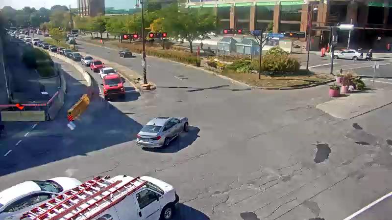 Traffic camera image at 2025-09-16 19:25:13