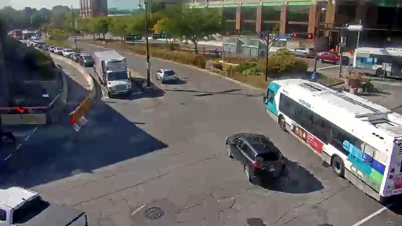 Traffic camera image at 2025-09-16 19:45:13