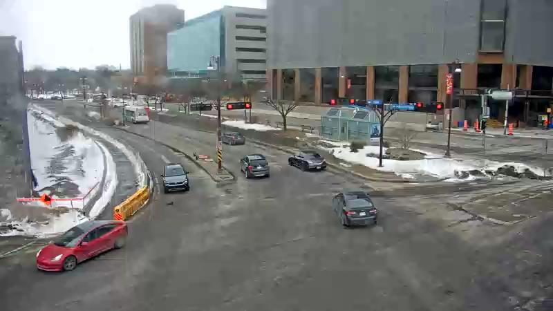 Traffic camera image at 2025-03-09 14:00:24