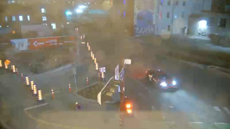 Traffic camera image at 2025-04-25 08:15:09