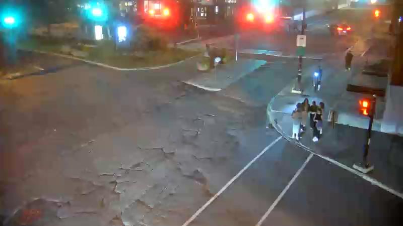 Traffic camera image at 2025-07-31 01:15:10