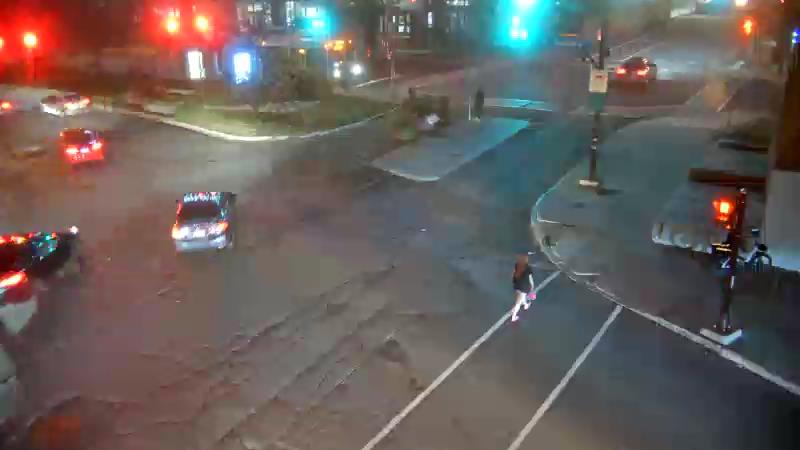 Traffic camera image at 2025-07-31 01:20:14
