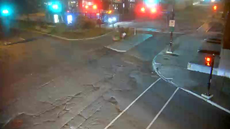 Traffic camera image at 2025-07-31 01:40:13