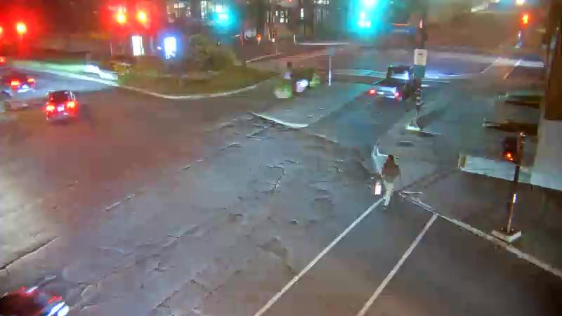 Traffic camera image at 2025-07-31 01:45:11