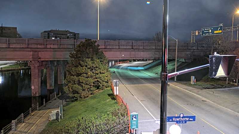 Traffic camera image at 2025-05-09 07:30:53