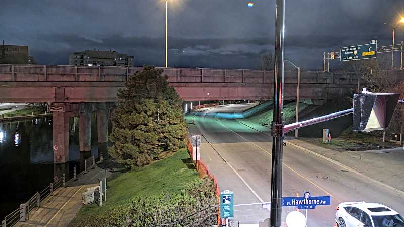 Traffic camera image at 2025-05-09 07:46:02