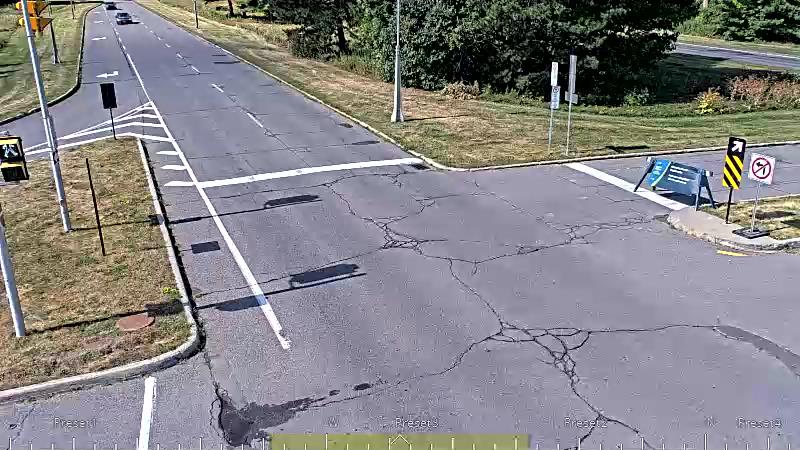 Traffic camera image at 2025-08-24 14:41:22