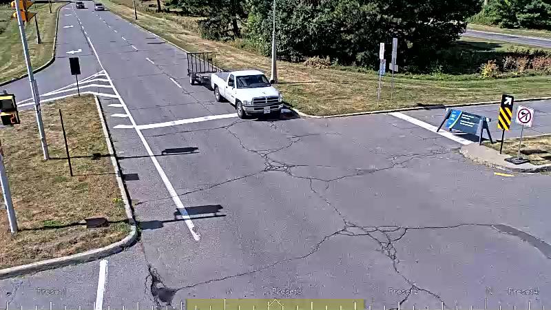 Traffic camera image at 2025-08-24 15:26:20