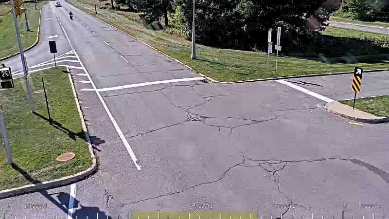 Traffic camera image at 2025-09-14 17:31:13