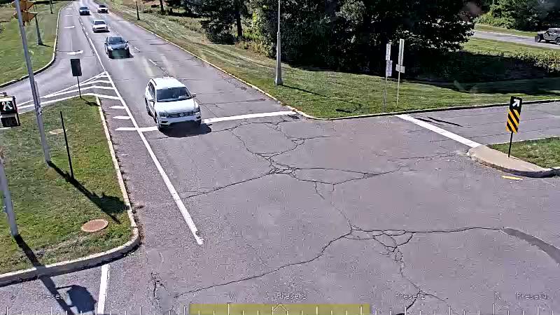 Traffic camera image at 2025-09-14 17:51:27