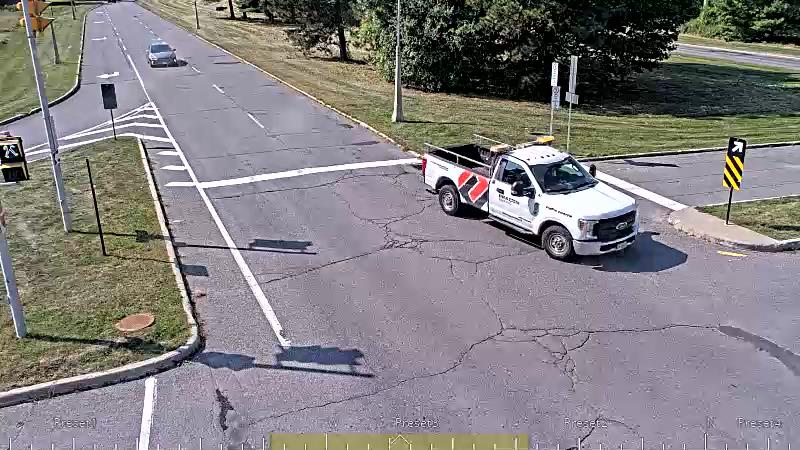 Traffic camera image at 2025-09-18 16:06:20